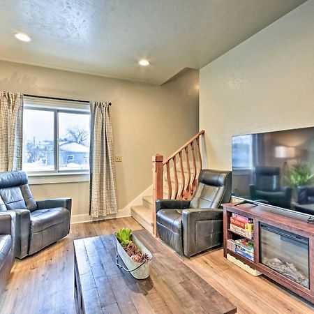 Modern Red Lodge Cabin - Walk To Broadway Ave Εξωτερικό φωτογραφία