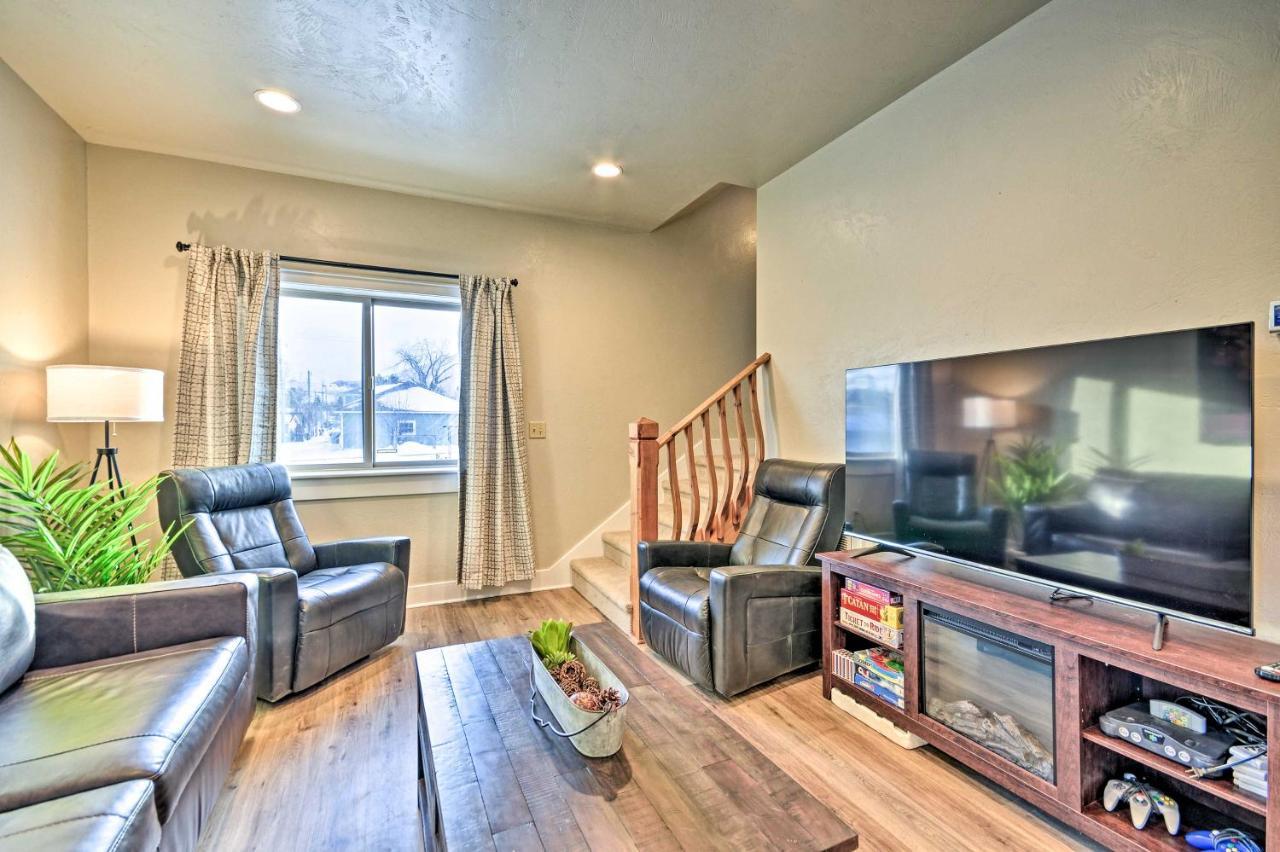 Modern Red Lodge Cabin - Walk To Broadway Ave Εξωτερικό φωτογραφία