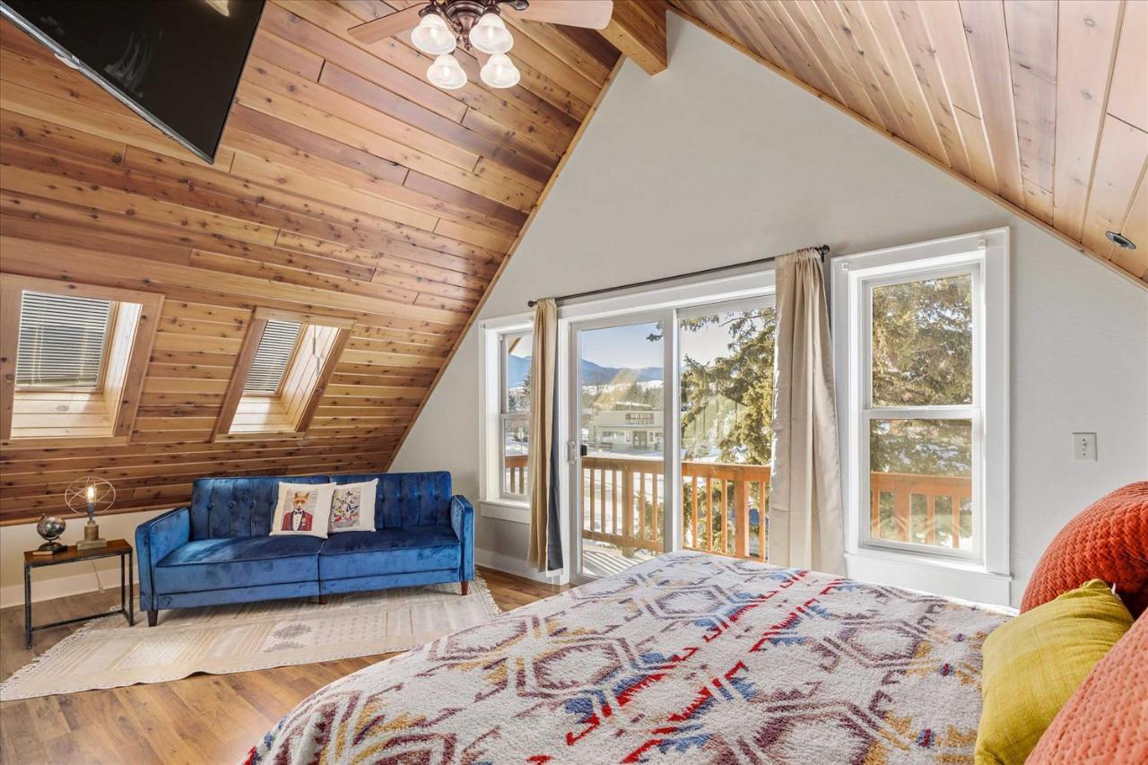 Modern Red Lodge Cabin - Walk To Broadway Ave Εξωτερικό φωτογραφία
